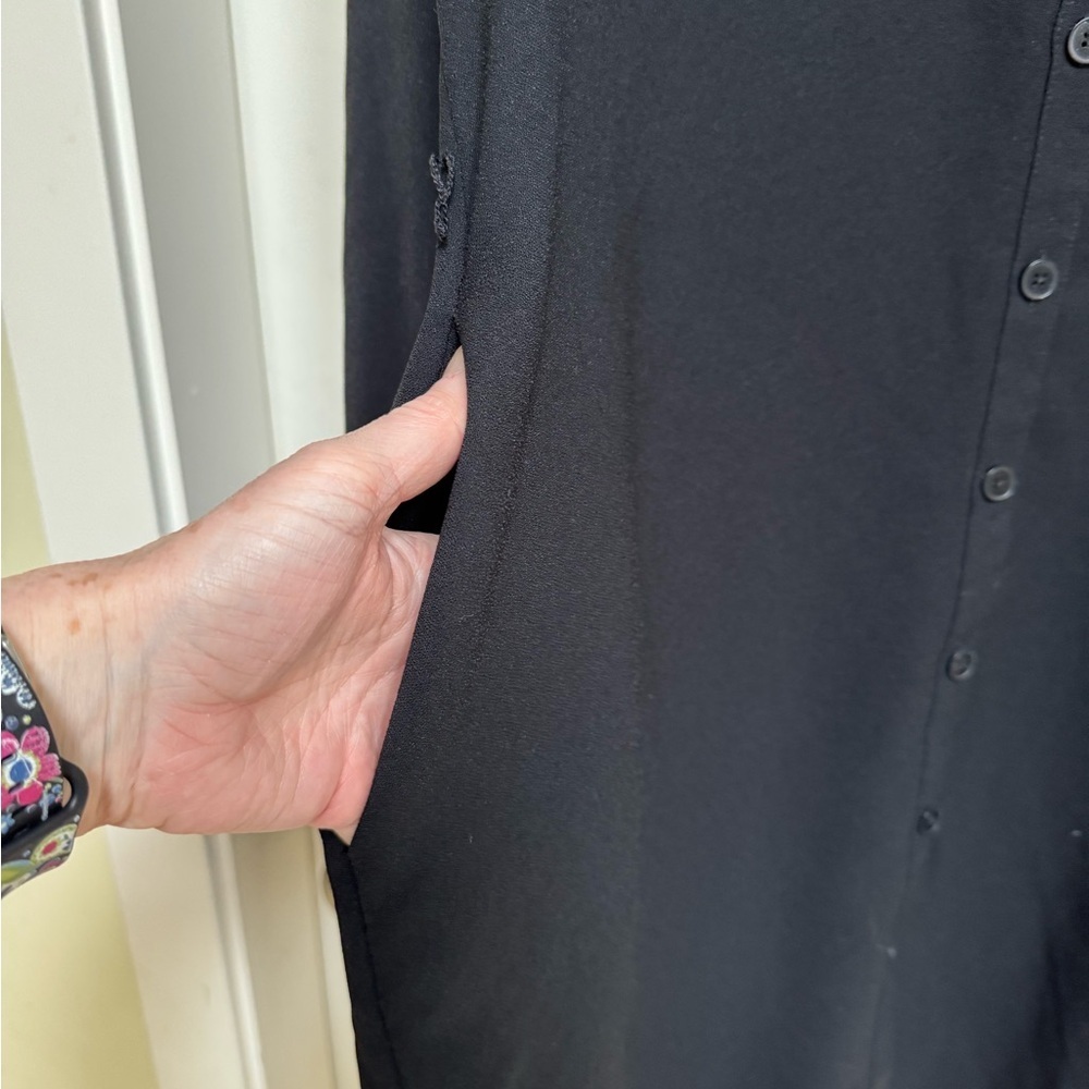 Frank and Oak Black V neck Button Up Shift Dress with Pockets. Size M - Picture 7 of 9